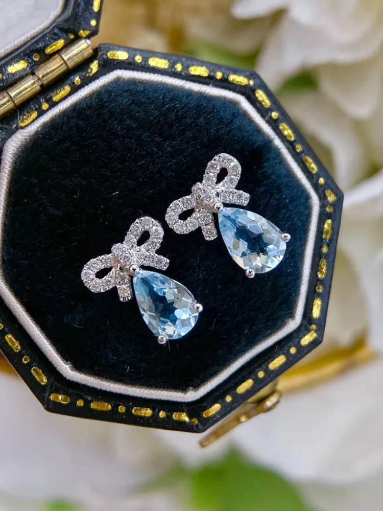 S925 Sterling Silver Women's Stud Earrings Small Butterfly Blue Zircon Water Drop Stud Earrings Daily Wear Holiday Party Gifts
S925 Sterling Silver Women's Stud Earrings Small Butterfly Blue Zircon Water Drop Stud Earrings Daily Wear Holiday Party Gifts