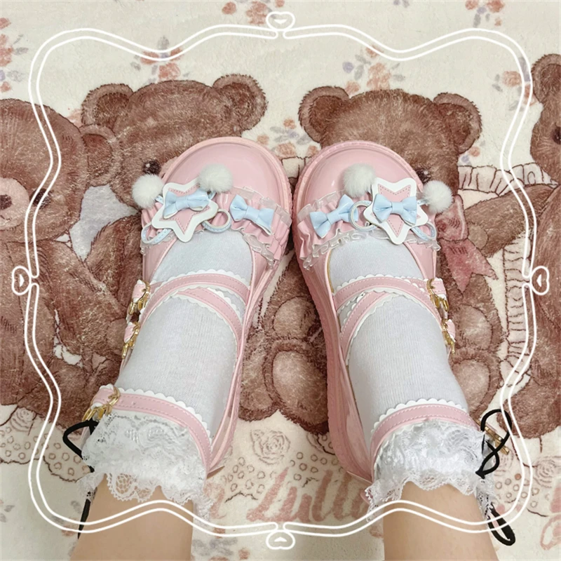 Плюшевые туфли Kawaii Lolita с бантом, милые студенческие туфли с большой круглой головкой для девочек, японская женская обувь в стиле Харадзюку, аниме, косплей
Плюшевые туфли Kawaii Lolita с бантом, милые студенческие туфли с большой круглой головкой для девочек, японская женская обувь в стиле Харадзюку, аниме, косплей