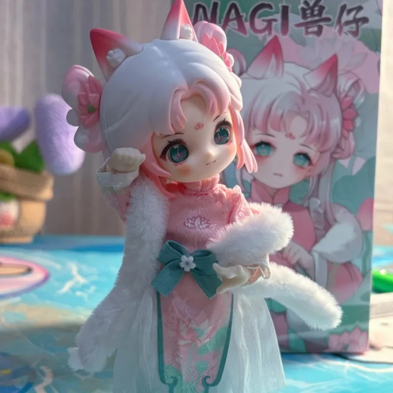 Четвертое поколение Xiaoyao Tour Nagi Beast слепая коробка мобильные суставы фигурки милые украшения игрушки Mystery Box коллекция подарок
Четвертое поколение Xiaoyao Tour Nagi Beast слепая коробка мобильные суставы фигурки милые украшения игрушки Mystery Box коллекция подарок