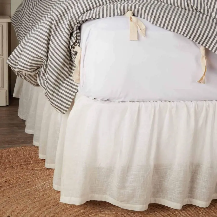 Muslin Queen Bed Skirt w a 16 Drop, Soft White LinenLook Textured Fabric, Gathered Vintage Farmhouse, Country Cottage Dust Ruffl
Muslin Queen Bed Skirt w a 16 Drop, Soft White LinenLook Textured Fabric, Gathered Vintage Farmhouse, Country Cottage Dust Ruffl