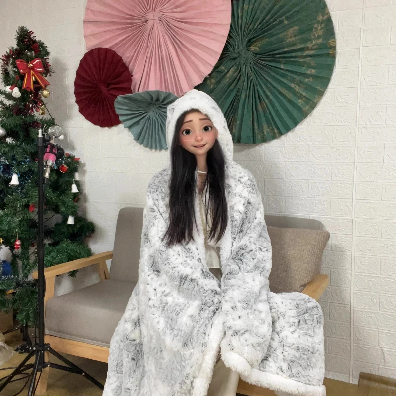Autumn and winter double-layer hooded cape, thickened shawl blanket, moisture absorption and heat
Autumn and winter double-layer hooded cape, thickened shawl blanket, moisture absorption and heat