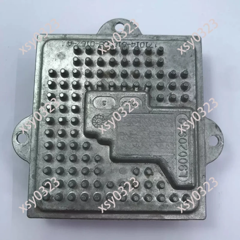 Used LED Headlight Driver, DRL Control Module for 2013-2014 Car Models
Used LED Headlight Driver, DRL Control Module for 2013-2014 Car Models