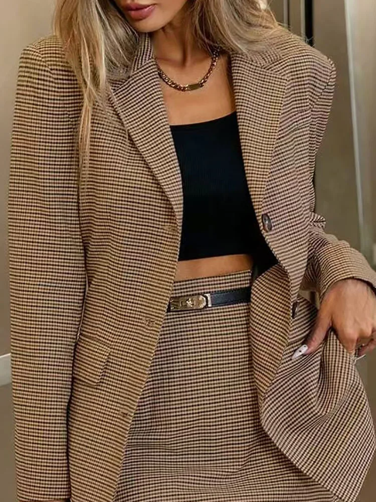 Осенняя модная мини-юбка, комплект из двух предметов, блейзер с длинными рукавами и сеткой «Тысяча птиц», профессиональный тонкий темпераментный женский наряд 
Осенняя модная мини-юбка, комплект из двух предметов, блейзер с длинными рукавами и сеткой «Тысяча птиц», профессиональный тонкий темпераментный женский наряд