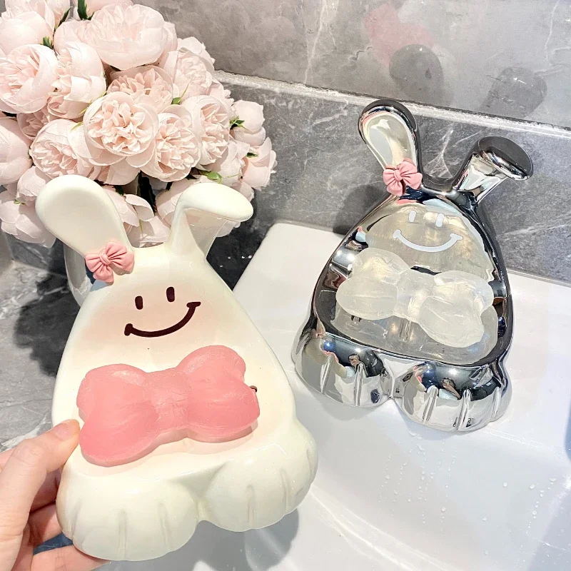 Creative Rabbit Soap Holder Cute Ceramic Dish Easy-to-Take Shelf Adorable Bathroom Accessory Stylish Soap Tray
Creative Rabbit Soap Holder Cute Ceramic Dish Easy-to-Take Shelf Adorable Bathroom Accessory Stylish Soap Tray