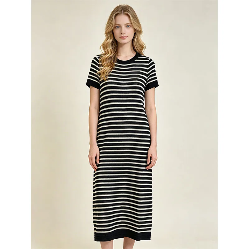 New black and white striped knitted dress for spring and summer, loose and slimming, short sleeved casual dress
New black and white striped knitted dress for spring and summer, loose and slimming, short sleeved casual dress