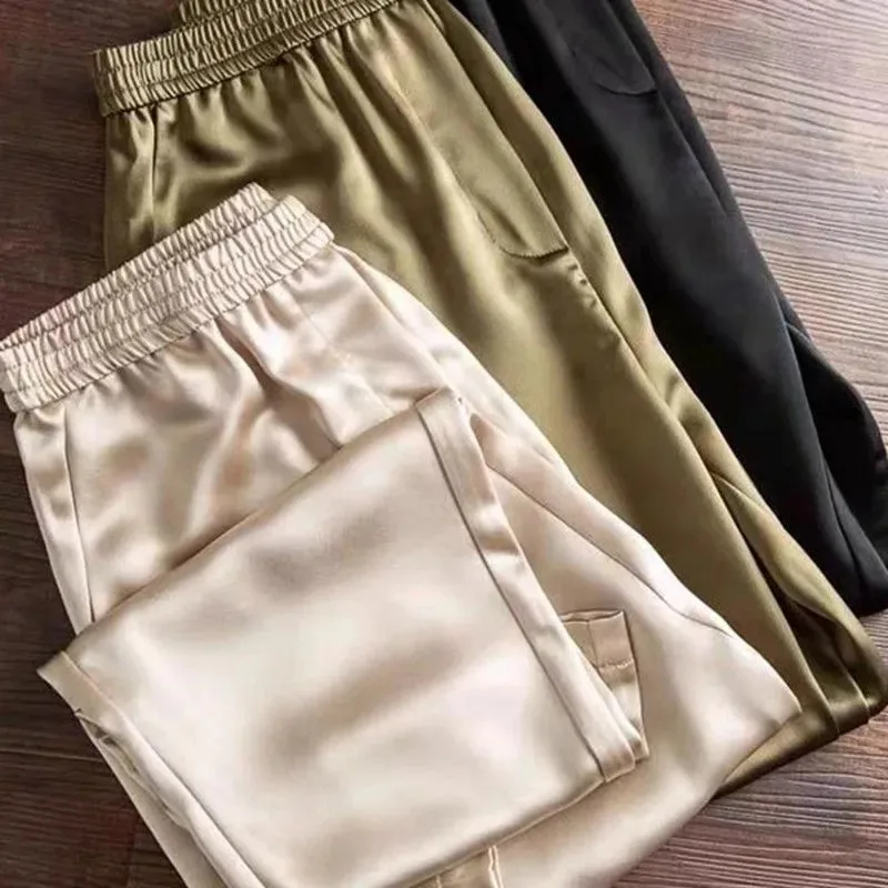 Women's Satin Elastic Waist Wide Leg Pants, Multiple Colors Available Casual Streetwear
Women's Satin Elastic Waist Wide Leg Pants, Multiple Colors Available Casual Streetwear