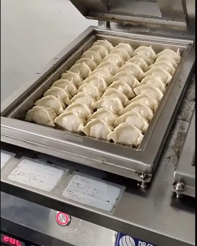 Одинарная сковорода для пельменей Gyoza, двойная сковорода-гриль, фритюрница, автоматическая машина для гриля Momo, булочка из жареного мяса, машина Momo Gyoza
Одинарная сковорода для пельменей Gyoza, двойная сковорода-гриль, фритюрница, автоматическая машина для гриля Momo, булочка из жареного мяса, машина Momo Gyoza