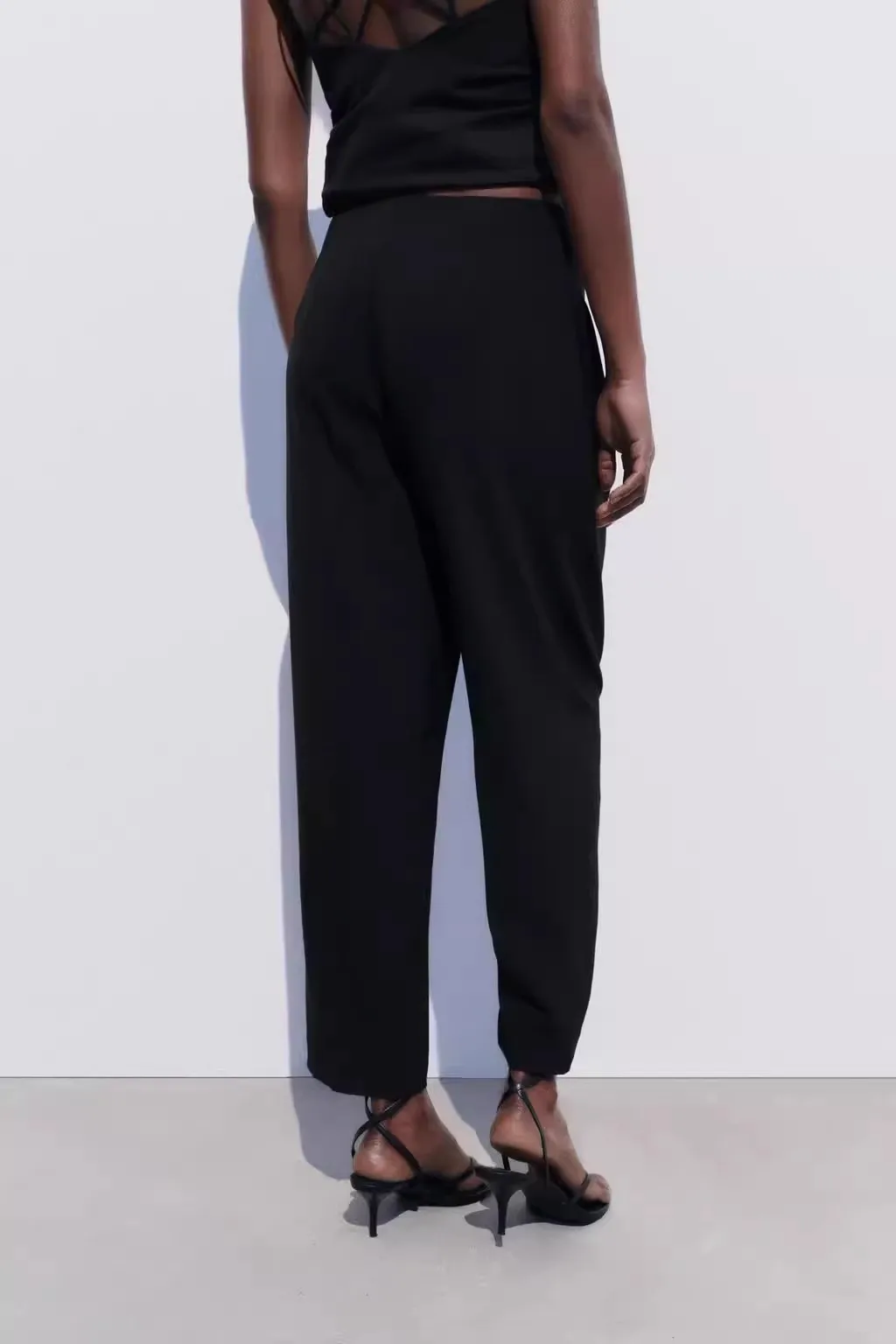 Spring 2024 Women's Faion Casual Pants High Waist Trousers Dual Flap Design Leg-Increasing Polyester Fiber Straight Leg pe
Spring 2024 Women's Faion Casual Pants High Waist Trousers Dual Flap Design Leg-Increasing Polyester Fiber Straight Leg pe