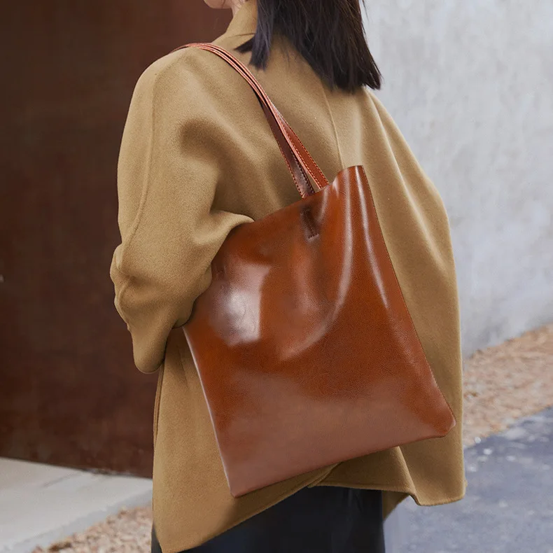 сумка tote luxury women's handbag for travel shopping work shoulder bag vintage travel work fashion purse
сумка tote luxury women's handbag for travel shopping work shoulder bag vintage travel work fashion purse