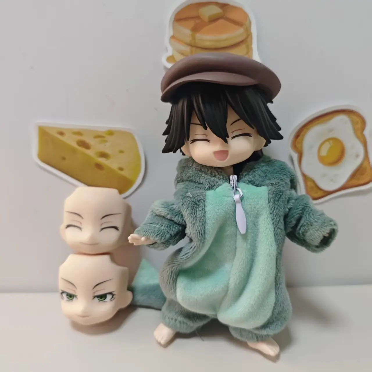 Коллекционная фигурка Ob11 1/12 по аниме Bungo Stray Dogs: Эдогава Рампо в костюме динозавра, 14 см
Коллекционная фигурка Ob11 1/12 по аниме Bungo Stray Dogs: Эдогава Рампо в костюме динозавра, 14 см