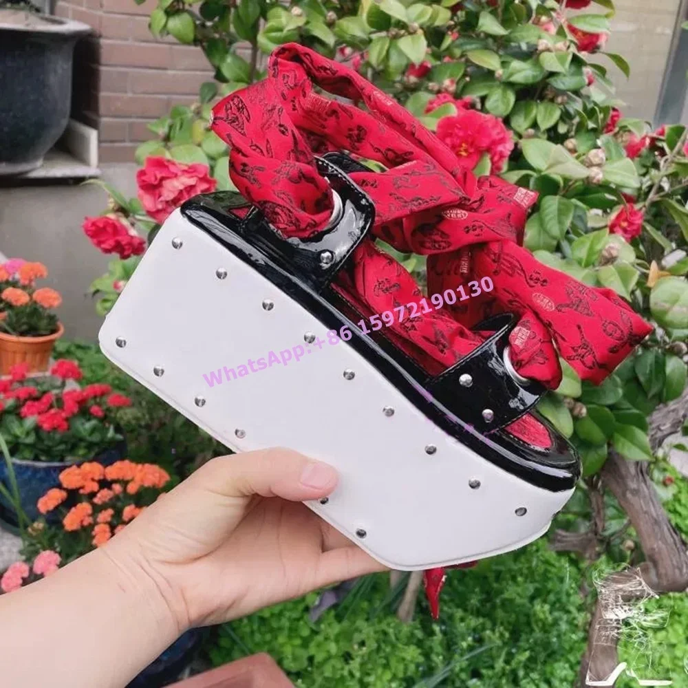 Ribbon Cross Tied Rivet Slippers Red White Thick Soled Clogs Sexy Platform Ankle Band Shoes Fashion High Heels Women's Sandals
Ribbon Cross Tied Rivet Slippers Red White Thick Soled Clogs Sexy Platform Ankle Band Shoes Fashion High Heels Women's Sandals