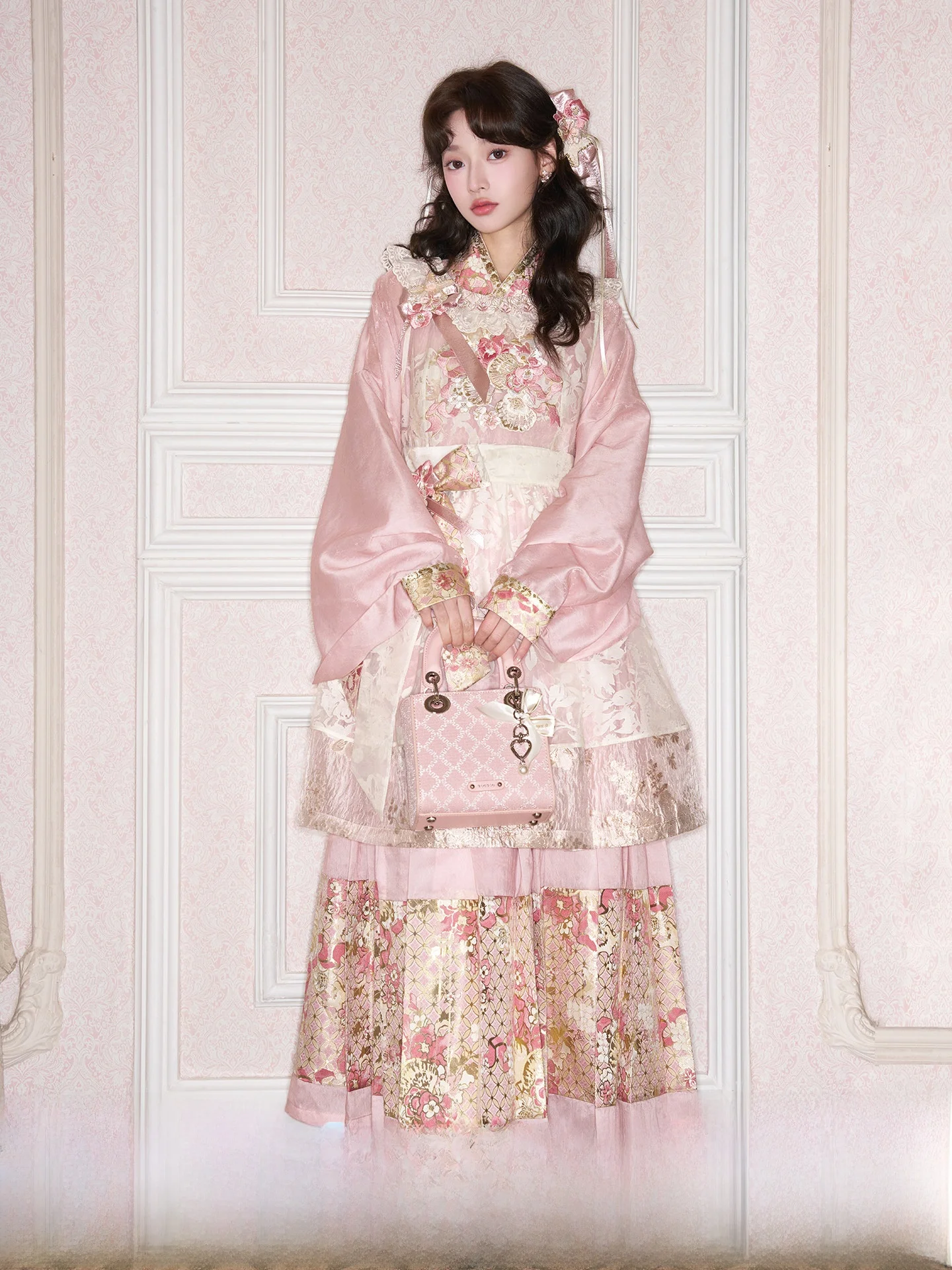 Thirteen Surplus Small Lotus Peach Blossom Shadow Lace Cover Skirt Embroidered Gold Weave Underlay Hanfu Set Women Spring
Thirteen Surplus Small Lotus Peach Blossom Shadow Lace Cover Skirt Embroidered Gold Weave Underlay Hanfu Set Women Spring