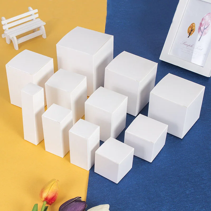 White Paperboard Packaging Box Gift Boxes Wedding Gifts for Guests Chocolate Small Favor Boxes Christmas Birthday Party Gifts
White Paperboard Packaging Box Gift Boxes Wedding Gifts for Guests Chocolate Small Favor Boxes Christmas Birthday Party Gifts