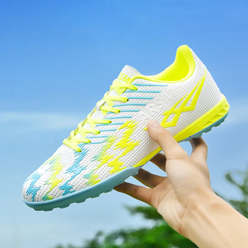 Fashion White Print Football Shoes Men Lawn Turf Soccer Shoes for Men Non-Slip Training Sports Man Soccer Boot Sneakers Society
Fashion White Print Football Shoes Men Lawn Turf Soccer Shoes for Men Non-Slip Training Sports Man Soccer Boot Sneakers Society