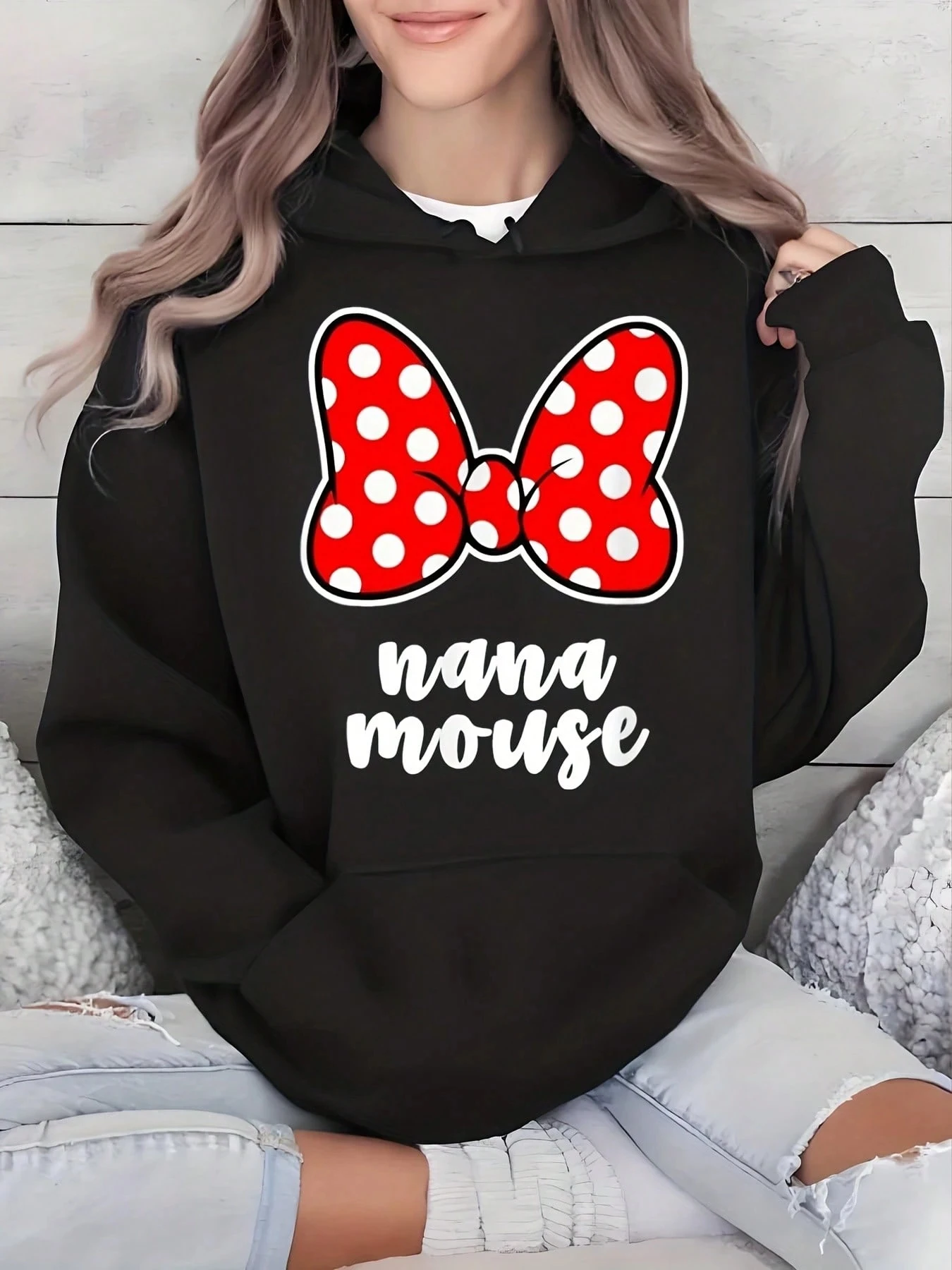 Теплая флисовая куртка унисекс из 100% хлопка с принтом в стиле Дисней: Минни, Кью Дун, Нана, Мышка Минни (бабушка Минни), коллекция 2026 года
Теплая флисовая куртка унисекс из 100% хлопка с принтом в стиле Дисней: Минни, Кью Дун, Нана, Мышка Минни (бабушка Минни), коллекция 2026 года