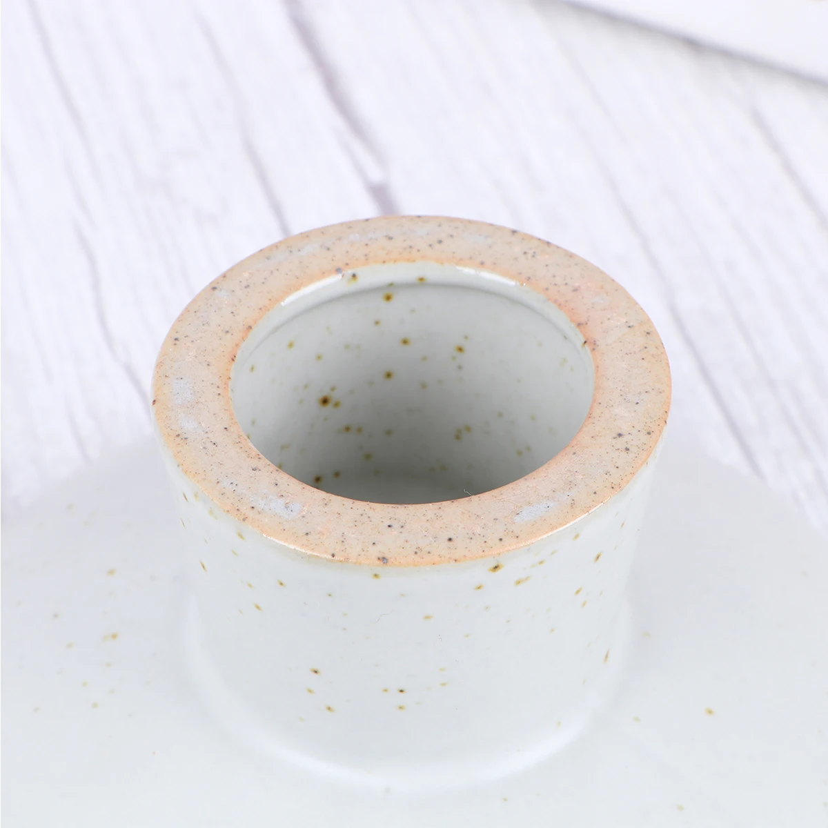 Japanese-Style Ceramic Snack Dish White Handmade Household Tableware Display Stand for Desserts Cupcakes Cookies
Japanese-Style Ceramic Snack Dish White Handmade Household Tableware Display Stand for Desserts Cupcakes Cookies