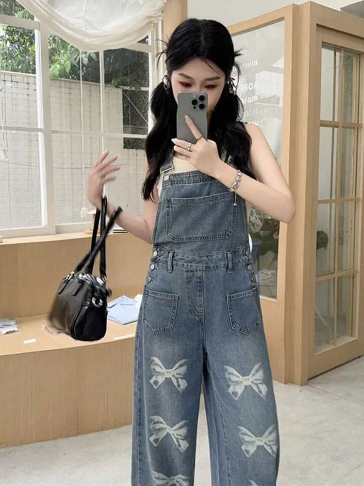 American style retro bow denim overalls women's summer 2025 new design sense fashion small straight leg wide leg pants
American style retro bow denim overalls women's summer 2025 new design sense fashion small straight leg wide leg pants