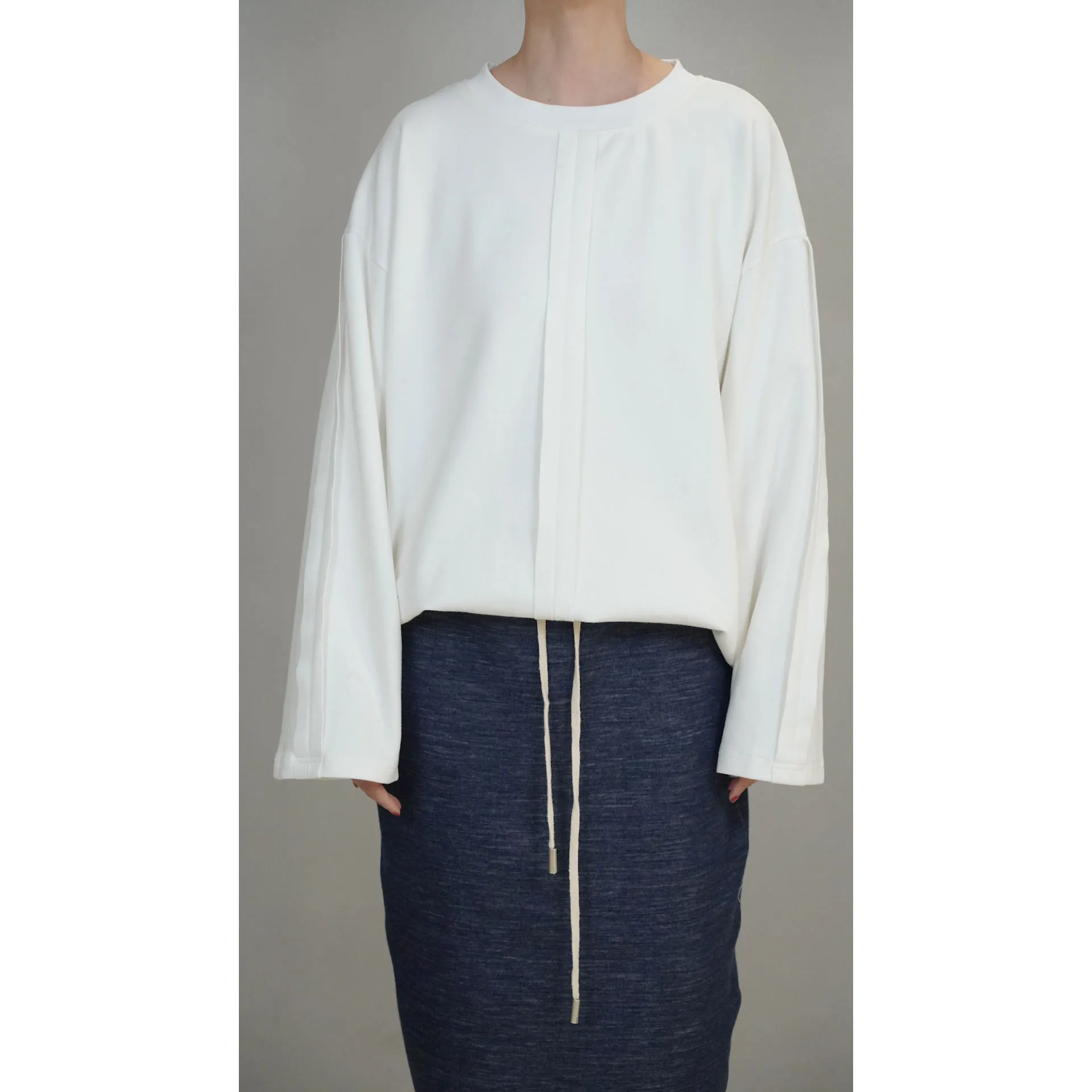 Row Art 60 Yarn Double Cotton Long Sve Loose round Ne T-irt Simple Versatile Comfortable Fit Spring Faion Ladies' Sw...
Row Art 60 Yarn Double Cotton Long Sve Loose round Ne T-irt Simple Versatile Comfortable Fit Spring Faion Ladies' Sw...