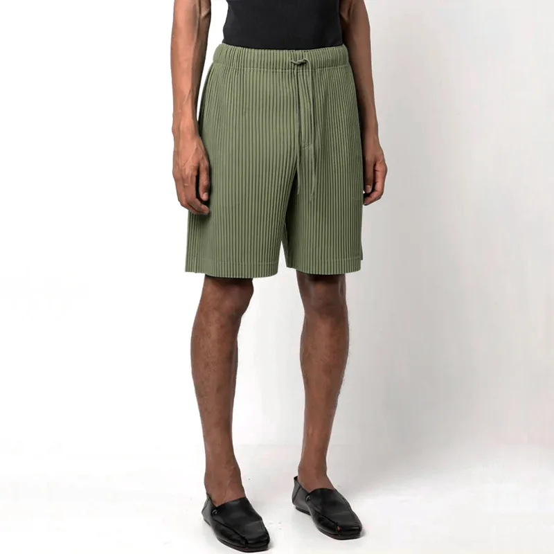 ISSEY 2026 New Arrival Japan Miyake Pleated Shorts Draped High-Street Loose Straight-Leg Drawstring Cropped Pants for Men
ISSEY 2026 New Arrival Japan Miyake Pleated Shorts Draped High-Street Loose Straight-Leg Drawstring Cropped Pants for Men