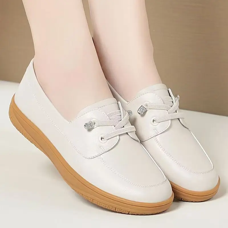 Women Flat Sole Real Leather Casual Shoes Spring Autumn New Soft sole Lightweight Slip On Middle Aged And Elderly Nude Shoes
Women Flat Sole Real Leather Casual Shoes Spring Autumn New Soft sole Lightweight Slip On Middle Aged And Elderly Nude Shoes