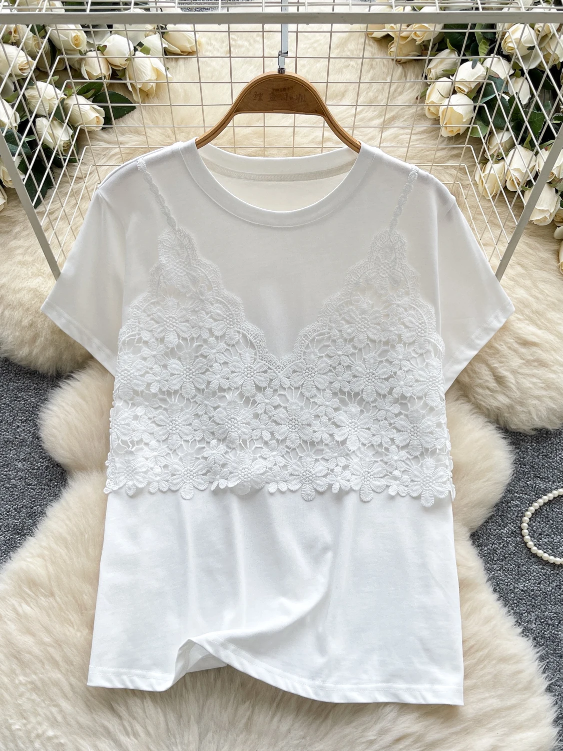 Korean Sle Loose Fit round Ne ort Sve Lace Patchwork T-irt Women's Summer Simple Versatile Casual Top
Korean Sle Loose Fit round Ne ort Sve Lace Patchwork T-irt Women's Summer Simple Versatile Casual Top