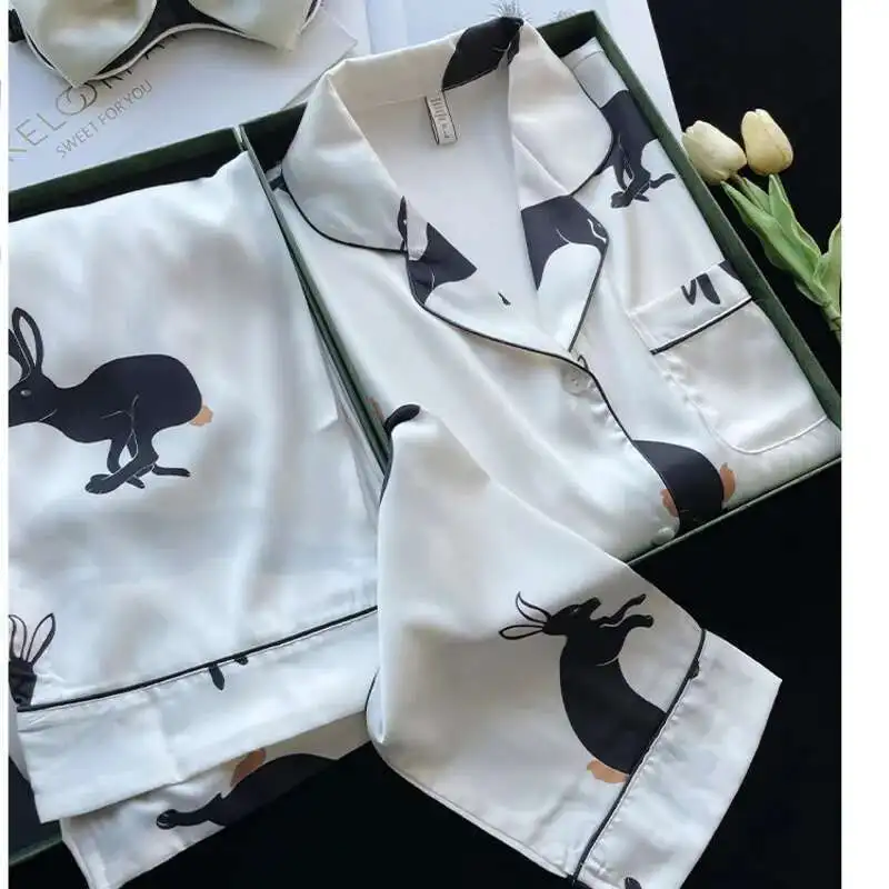 2024 Autumn Winter Ice Silk Pajama Women New Ins Style Casual Cartoon Rabbit Long Sleeve Pants Two Piece Set Nightgown Sleepwear
2024 Autumn Winter Ice Silk Pajama Women New Ins Style Casual Cartoon Rabbit Long Sleeve Pants Two Piece Set Nightgown Sleepwear
