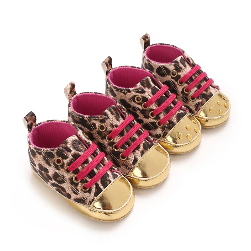 Classic baby canvas shoes with soft soles, comfortable and fashionable baby walking shoes
Classic baby canvas shoes with soft soles, comfortable and fashionable baby walking shoes