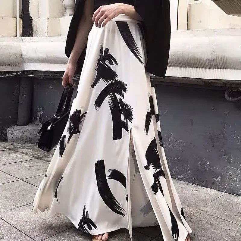 plus Size Women's Printed Maxi Skirt High Waist A-Line Summer Casual High Waist Split Long Skirt Watercolor Painting Design
plus Size Women's Printed Maxi Skirt High Waist A-Line Summer Casual High Waist Split Long Skirt Watercolor Painting Design