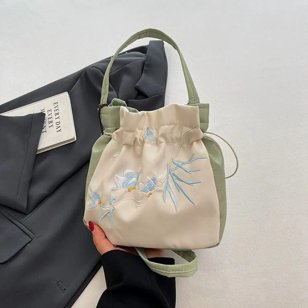 Ethnic Style Embroidery Drawstring Bucket Bag Flower Ancient Style Hanfu Crossbody Bag Storage Bag Hanfu Accessories
Ethnic Style Embroidery Drawstring Bucket Bag Flower Ancient Style Hanfu Crossbody Bag Storage Bag Hanfu Accessories