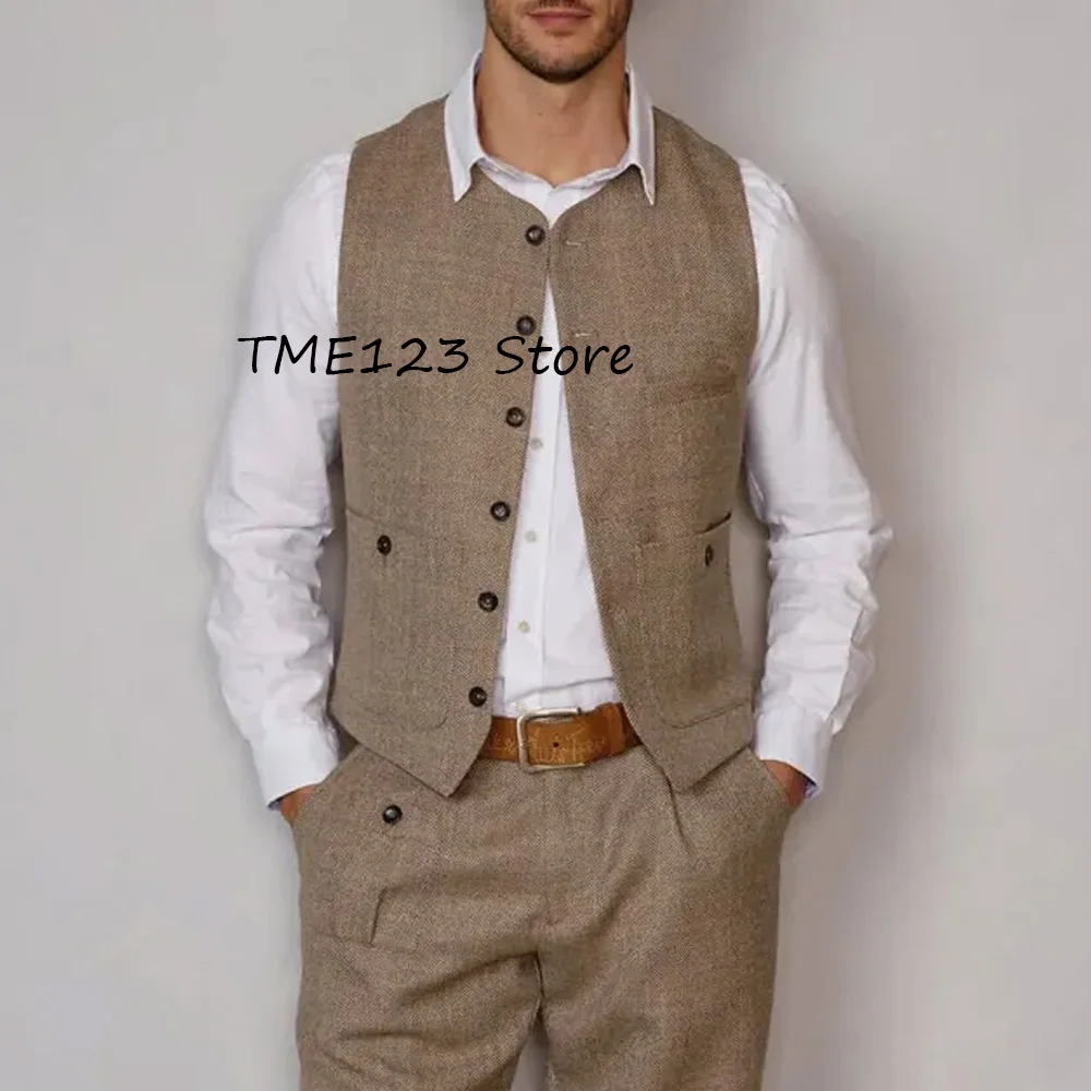 Элегантный мужской жилет, повседневные жилеты для мужчин, однобортный однобортный жилет из ткани «елочка», рабочий летний жилет с круглым вырезом
Элегантный мужской жилет, повседневные жилеты для мужчин, однобортный однобортный жилет из ткани «елочка», рабочий летний жилет с круглым вырезом