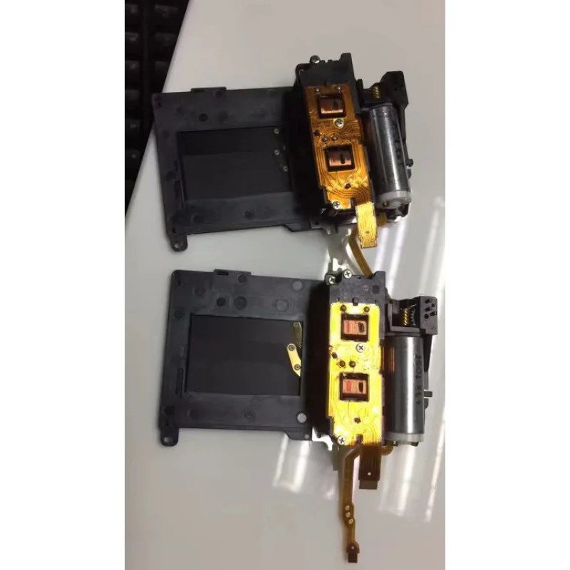 Original disassembly of 5D2 shutter set for Canon 5D2 shutter detection with circuit board repair parts
Original disassembly of 5D2 shutter set for Canon 5D2 shutter detection with circuit board repair parts