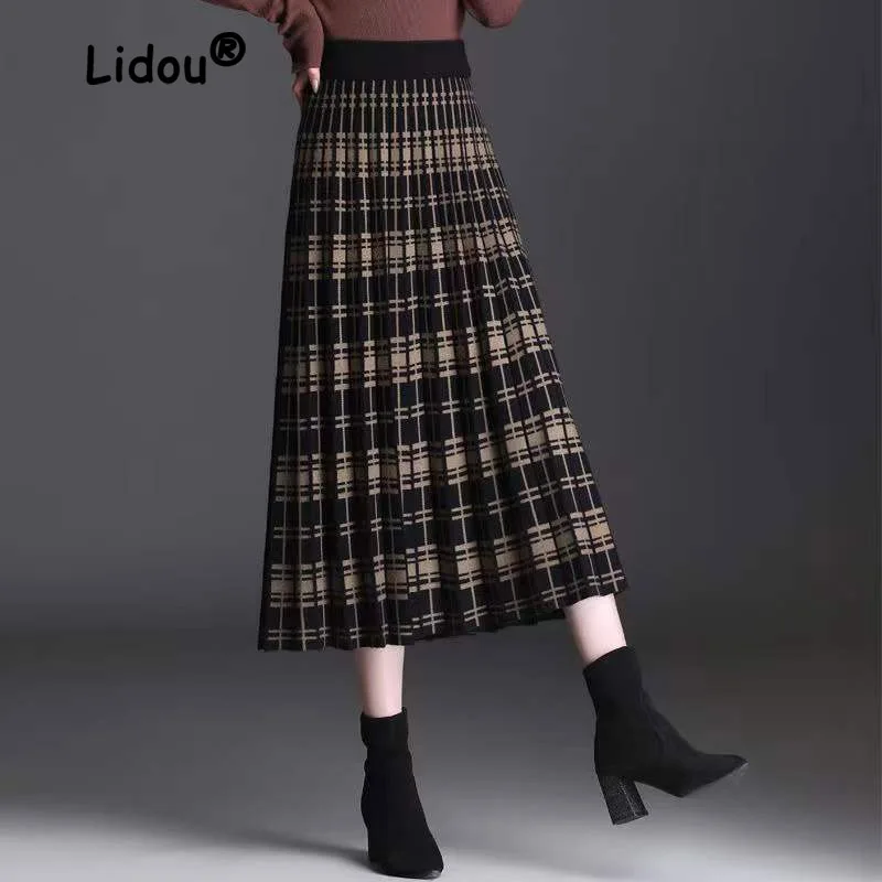 Vintage Fashion Knitting Printing Pleated A-line Skirt Women Classic High Quality Korean All-match Lady Autumn Winter Skirt
Vintage Fashion Knitting Printing Pleated A-line Skirt Women Classic High Quality Korean All-match Lady Autumn Winter Skirt