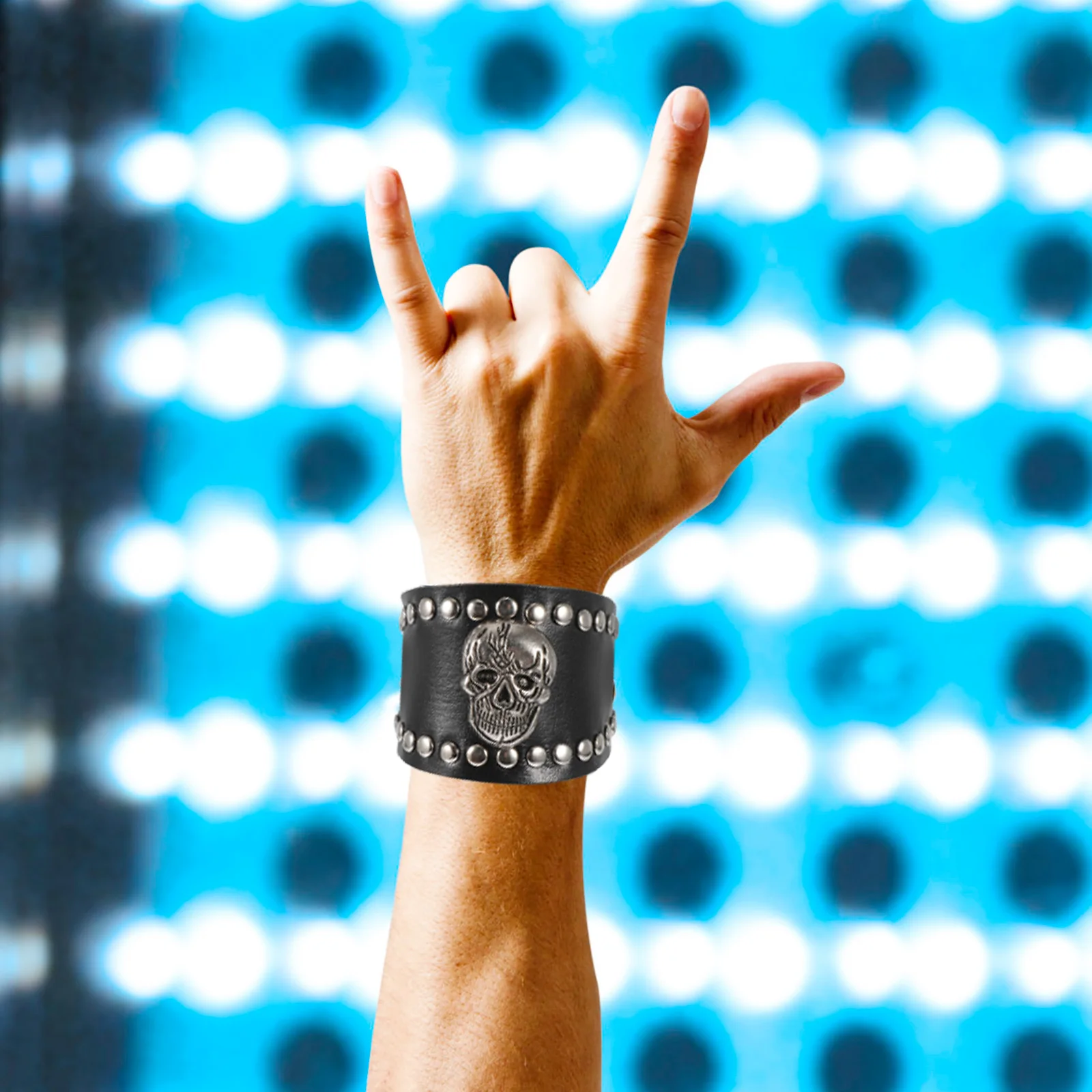 Wristbands Punk Skull Chain Studded Cuff Bracelet Trend Men's Metal Black Bracelets Women Vintage
Wristbands Punk Skull Chain Studded Cuff Bracelet Trend Men's Metal Black Bracelets Women Vintage