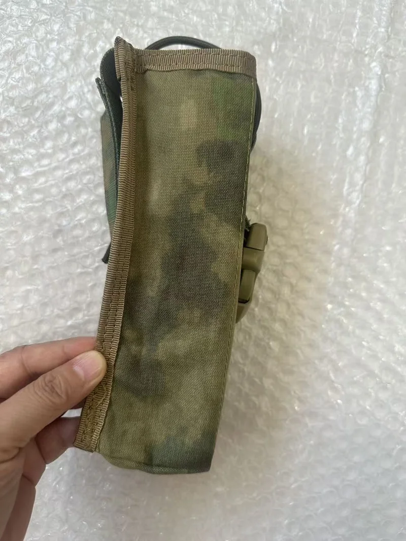 Outdoor Sports 6094 MOLLE Multi-functional Wireless Intercom Bag Miscellaneous Bag
Outdoor Sports 6094 MOLLE Multi-functional Wireless Intercom Bag Miscellaneous Bag