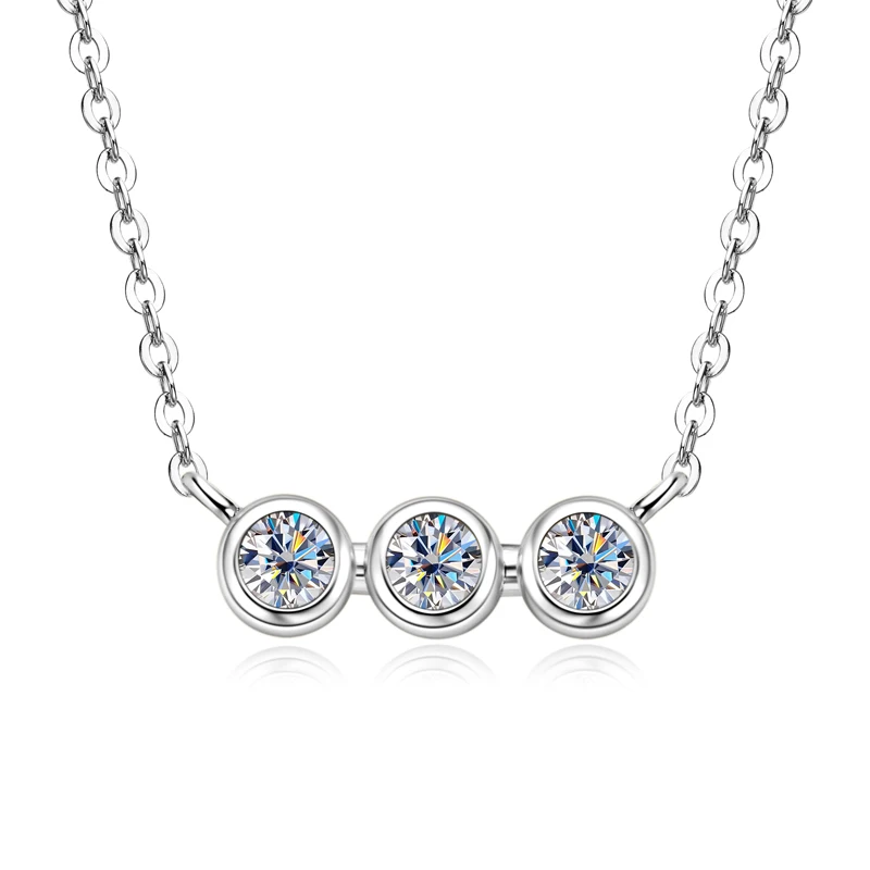 IOGOU D0.30CT Round Moissanite Three Diamond Pendant Necklace for Women Real 925 Silver Choker Daily Wear Jewelry Accessories
IOGOU D0.30CT Round Moissanite Three Diamond Pendant Necklace for Women Real 925 Silver Choker Daily Wear Jewelry Accessories