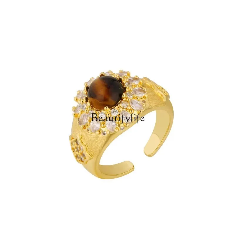 Medieval brushed tiger's eye stone jewelry niche retro high-end light luxury stacking accessories
Medieval brushed tiger's eye stone jewelry niche retro high-end light luxury stacking accessories