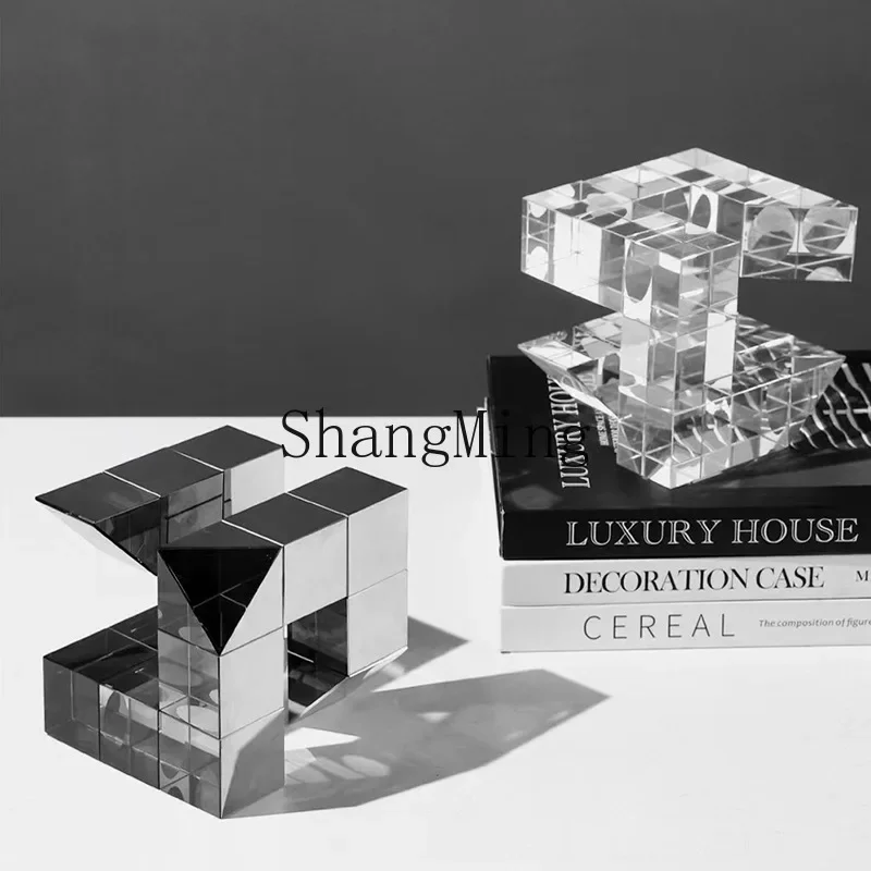 CL modern simple light luxury three-dimensional crystal splicing square structure Rubik's cube ornament model room
CL modern simple light luxury three-dimensional crystal splicing square structure Rubik's cube ornament model room