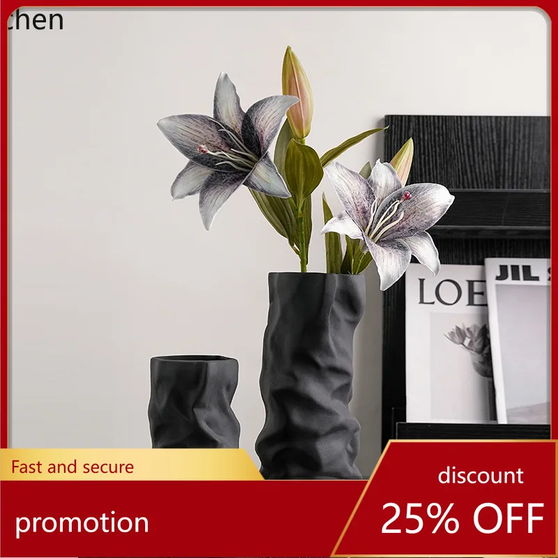 YFY Simple and Elegant Black and White Pleated Vase Home Living Room Table Decoration New Home Housewarming Gift Ornament
YFY Simple and Elegant Black and White Pleated Vase Home Living Room Table Decoration New Home Housewarming Gift Ornament