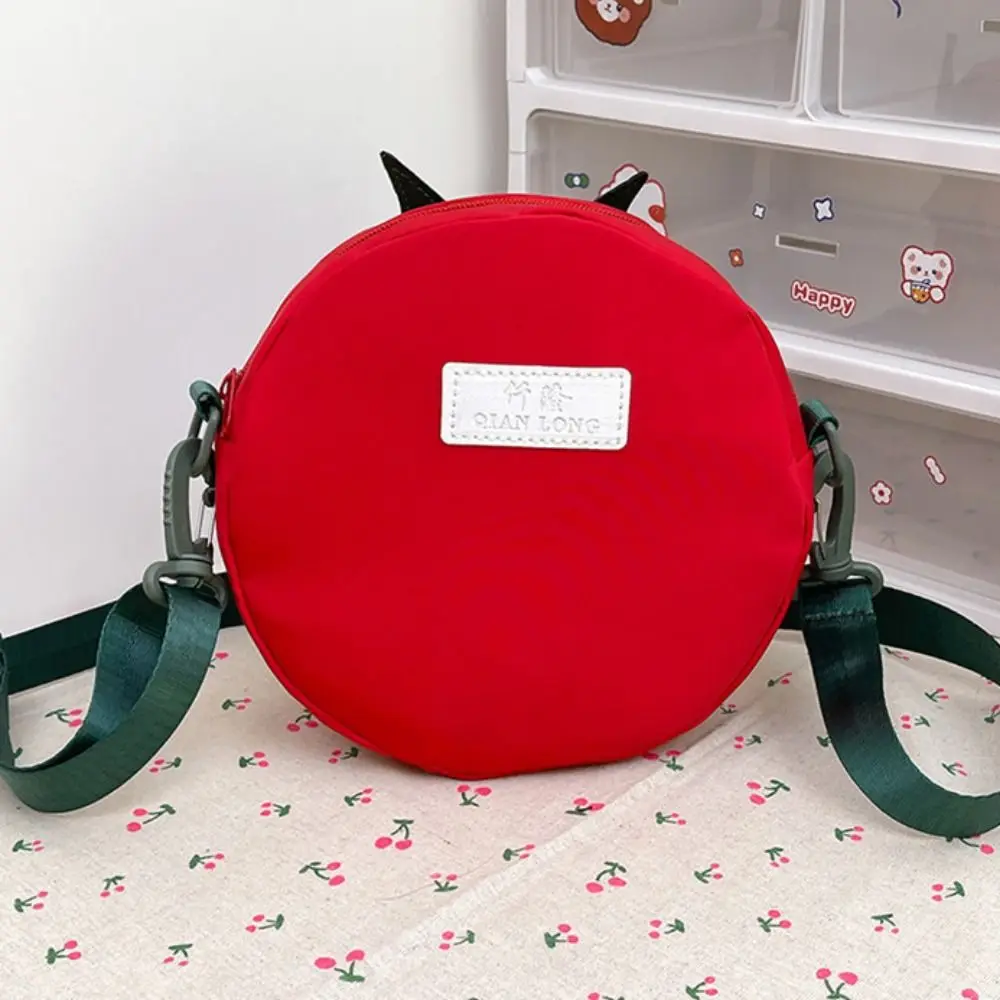 Message Bag Tomato Shape Crossbody Bag Harajuku Solid Color Funny Shoulder Bag Korean Style Zipper Pouch Mobile Phone Pack
Message Bag Tomato Shape Crossbody Bag Harajuku Solid Color Funny Shoulder Bag Korean Style Zipper Pouch Mobile Phone Pack