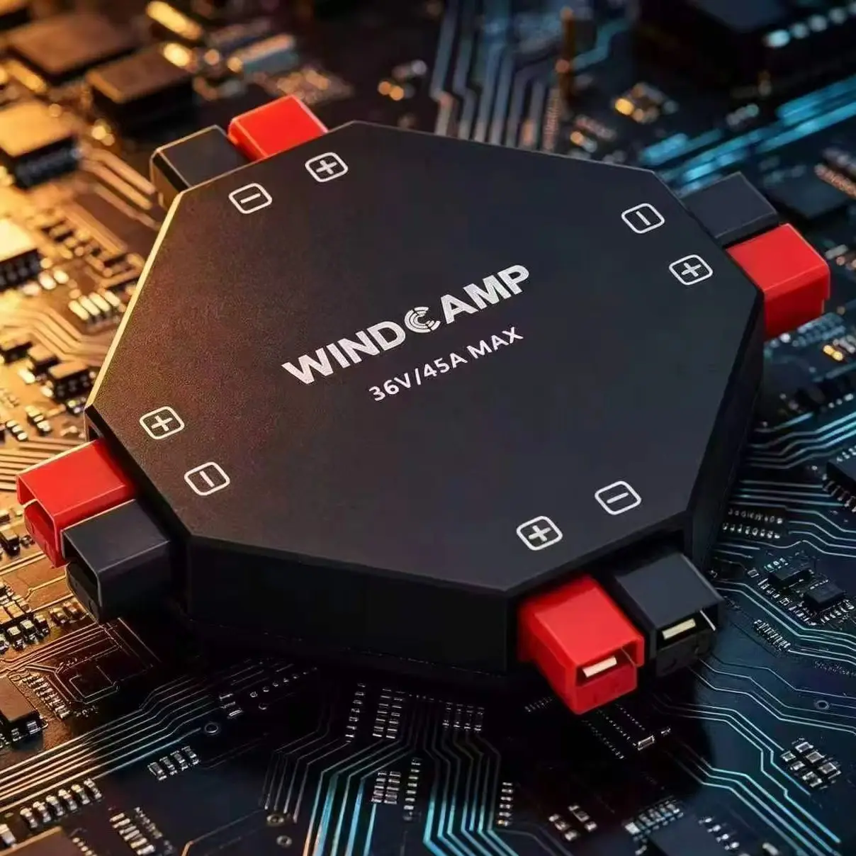 WINDCAMP AP-4 Power Splitter Compatible with 15A, 30A, 45A AP Power Connector Power supply Distributor HAM Radio
WINDCAMP AP-4 Power Splitter Compatible with 15A, 30A, 45A AP Power Connector Power supply Distributor HAM Radio