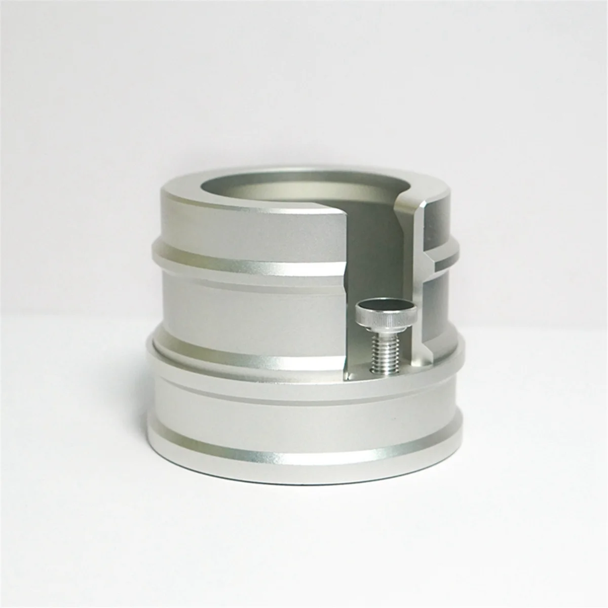 FIN-oUniversal 51.53.54.58MM Coffee Handle Press Powder Holder, Aluminum Alloy Adjustable Press Powder Base
FIN-oUniversal 51.53.54.58MM Coffee Handle Press Powder Holder, Aluminum Alloy Adjustable Press Powder Base