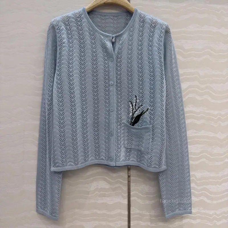 Elegant Knitted round Neck Hollow out Long Sleeve Floral Sweater Spring Casual Loose Fit Soft Medium Thickness Young Women
Elegant Knitted round Neck Hollow out Long Sleeve Floral Sweater Spring Casual Loose Fit Soft Medium Thickness Young Women