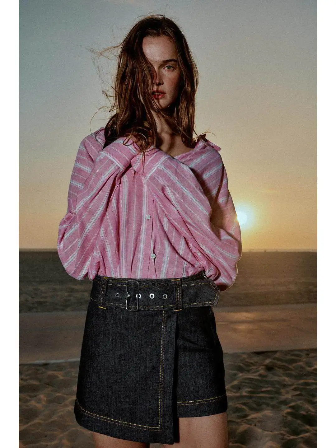 Low Waist Decorative Wide Belt Zipper Closure Side Buckle Casual Pants Women's Fashion Spring 2026 Polyester Fiber
Low Waist Decorative Wide Belt Zipper Closure Side Buckle Casual Pants Women's Fashion Spring 2026 Polyester Fiber