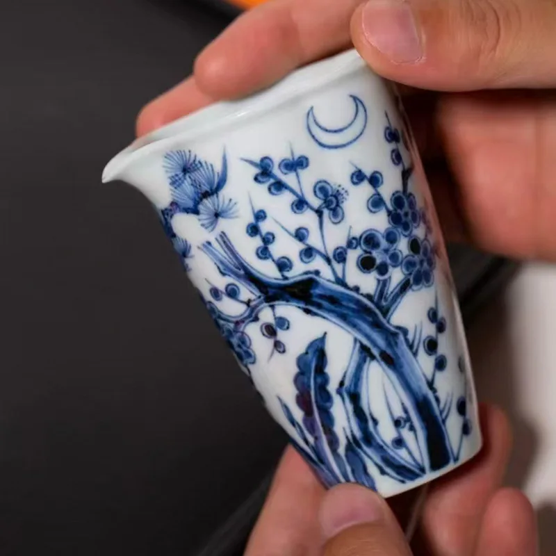 Hand Painted Blue and White Flower Pine, Bamboo, Wintersweet Pitcher Handmade Tea Vintage Pot Underglaze Color Set Gift Box
Hand Painted Blue and White Flower Pine, Bamboo, Wintersweet Pitcher Handmade Tea Vintage Pot Underglaze Color Set Gift Box