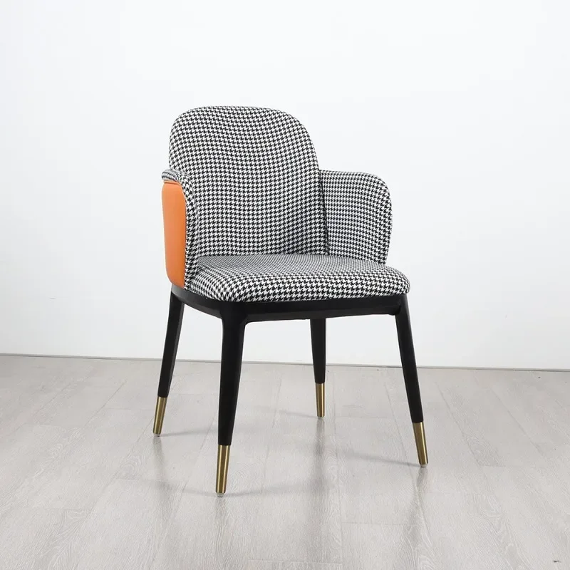 Cafe light luxury solid wood dining chair, backrest soft bag chair
Cafe light luxury solid wood dining chair, backrest soft bag chair