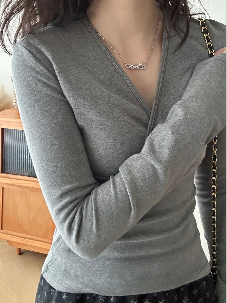 Ah Bing Bin Retro V-Ne Fce Long Sve Women's T-irt Elastic Slim Fit Base irt Korean Sle Super Slimming Inner Wear
Ah Bing Bin Retro V-Ne Fce Long Sve Women's T-irt Elastic Slim Fit Base irt Korean Sle Super Slimming Inner Wear