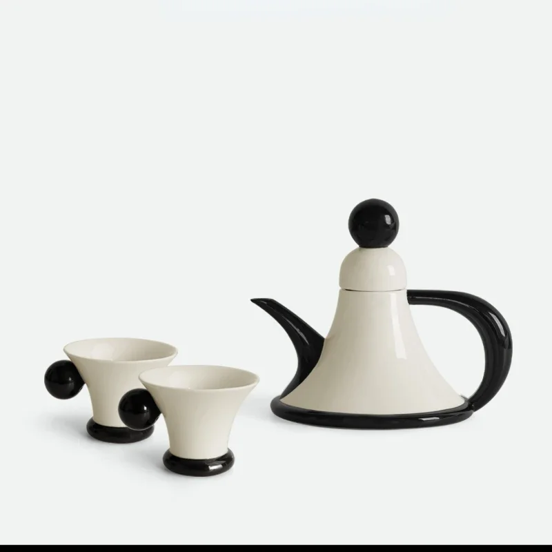 Ceramic Teapot Tea Set Suit Coffee Pot Afternoon Tea Kettle High Temperature Resistant
Ceramic Teapot Tea Set Suit Coffee Pot Afternoon Tea Kettle High Temperature Resistant