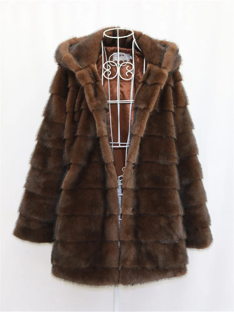 2025 Fashion Imitation Mink Fur Coat Women's Long Faux Fur Overcoat Winter Large-size Dark-brown Thicken Hooded Loose Outerwear
2025 Fashion Imitation Mink Fur Coat Women's Long Faux Fur Overcoat Winter Large-size Dark-brown Thicken Hooded Loose Outerwear