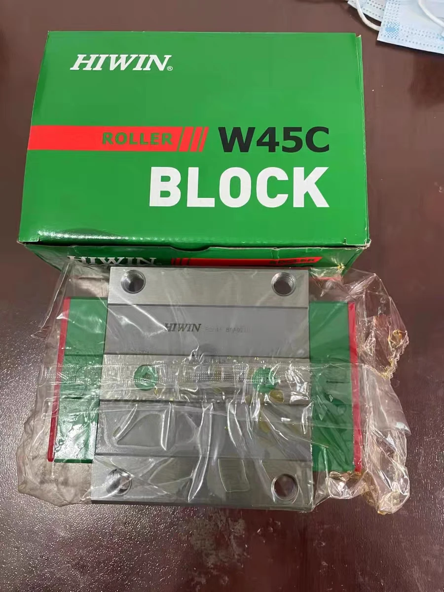 1PC HIWIN HGW45CC slider for HGR45 linear guide rail
1PC HIWIN HGW45CC slider for HGR45 linear guide rail