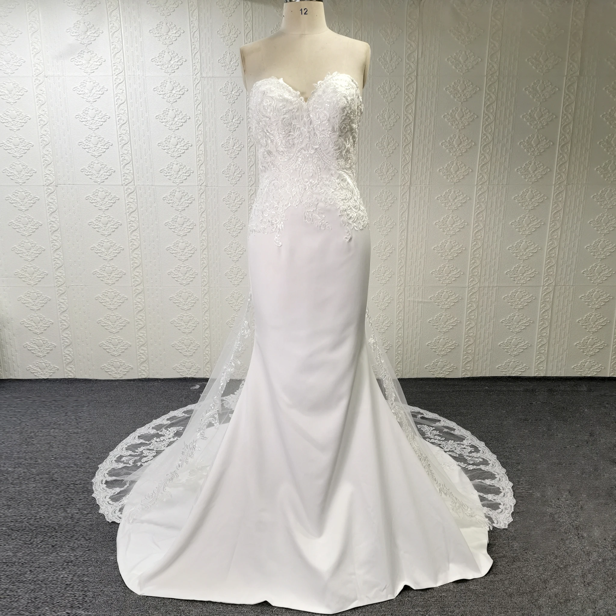 Rosymae Свадебное платье русалки без бретелек с вырезом в форме сердца и открытой спиной, кружевной дизайн со съемным шлейфом для женщин
Rosymae Свадебное платье русалки без бретелек с вырезом в форме сердца и открытой спиной, кружевной дизайн со съемным шлейфом для женщин